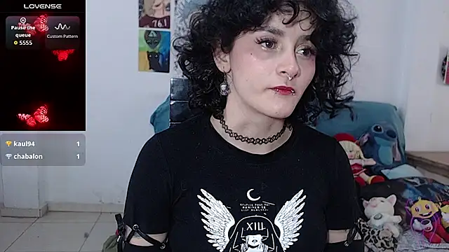 kitty22  online show from September 26, 2:43 pm