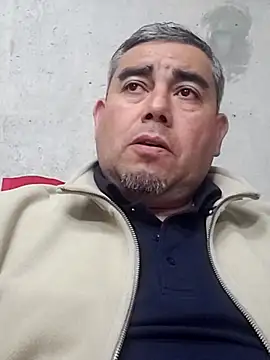 Manolete007x online show from April 8, 11:37 pm