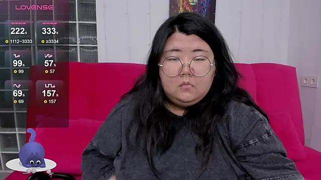 Snapshot of Nadine_asian chatting on October 30, 8:27 am Nadine asian online show from October 30, 8:27 am