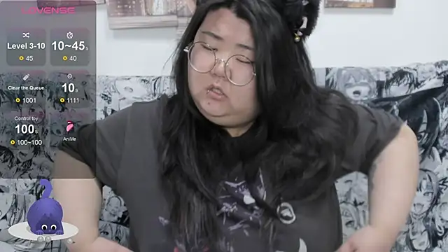 Snapshot of Nadine_asian chatting on November 13, 8:24 am Nadine asian online show from November 13, 8:24 am