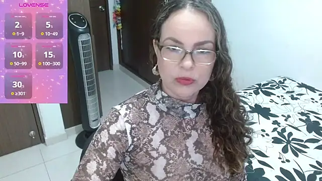 Snapshot of Daniella_Fellers chatting on December 21, 7:49 pm Daniella Fellers online show from December 21, 7:49 pm