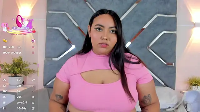 LucciaPorter online show from March 7, 1:52 pm