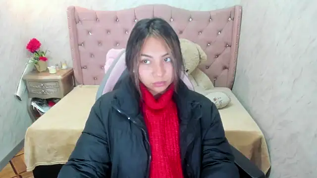 Snapshot of XSmaggiiee chatting on January 14, 2:40 am XSmaggiiee online show from January 14, 2:40 am