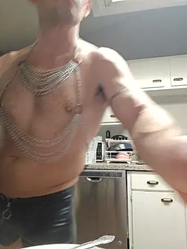 luvs2cumm69 online show from March 27, 7:02 pm