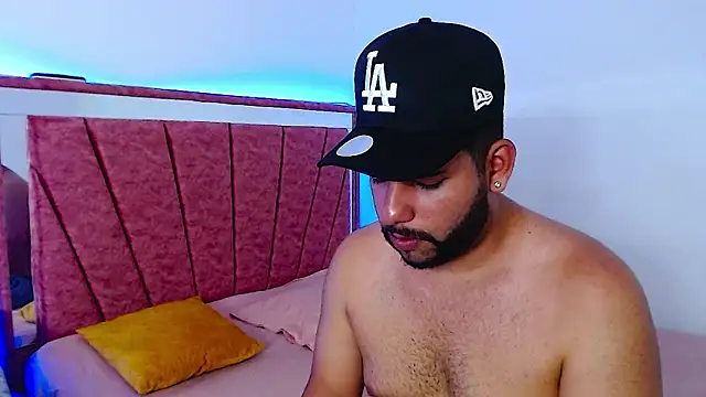 passionate love22 online show from October 31, 8:54 pm