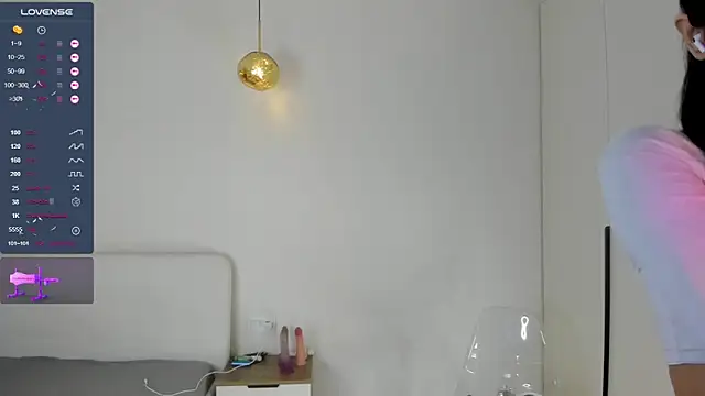 Lee yoo online show from April 12, 10:26 pm