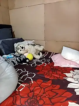 Snapshot of Ngamla123 chatting on December 15, 9:41 pm Ngamla123 online show from December 15, 9:41 pm