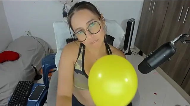 isa loves cum online show from March 18, 6:27 am