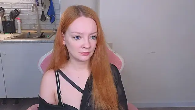 Snapshot of Radiants_two chatting on June 1, 3:03 pm Radiants two online show from June 1, 3:03 pm