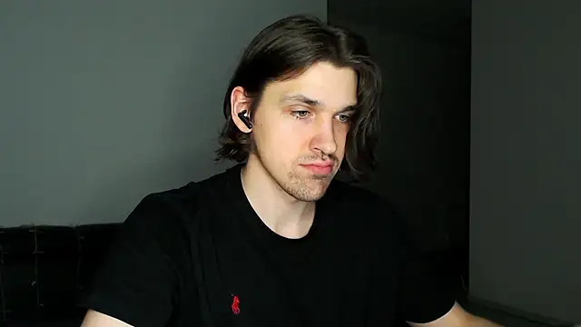 boy next door 1 online show from April 24, 10:12 pm