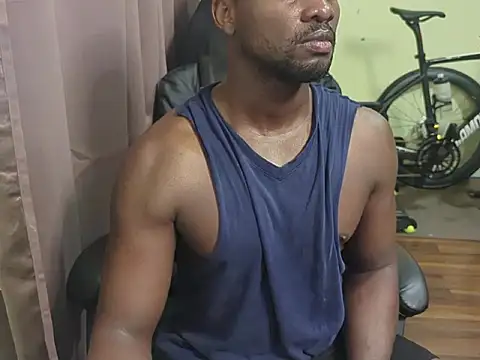 Snapshot of Apollodarkmn chatting on June 3, 5:07 pm Apollodarkmn online show from June 3, 5:07 pm