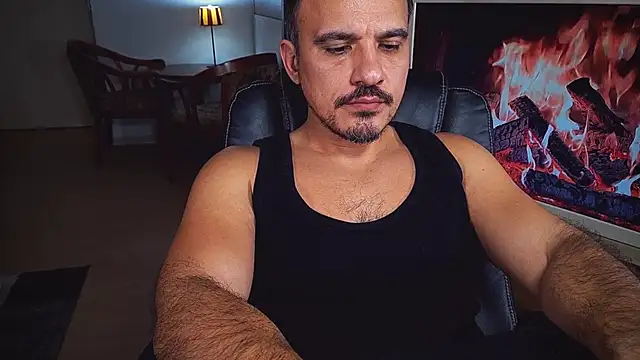 officeman7 online show from January 23, 7:29 pm