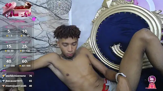 Snapshot of sexy_blacks_ chatting on January 9, 5:43 pm sexy blacks online show from January 9, 5:43 pm