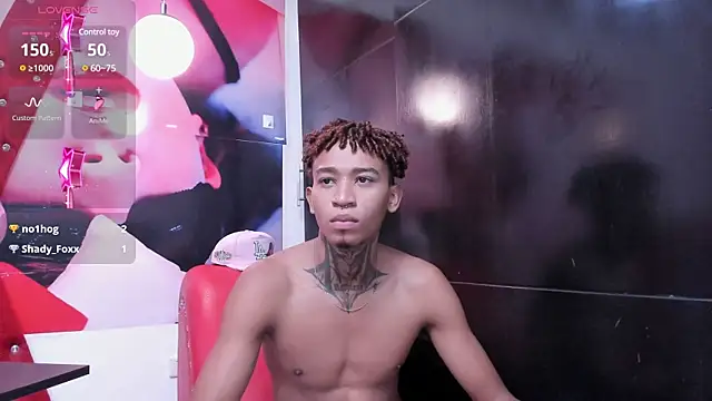 Snapshot of sexy_blacks_ chatting on January 18, 2:44 pm sexy blacks online show from January 18, 2:44 pm