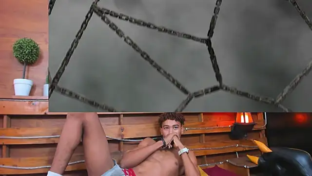 Snapshot of sexy_blacks_ chatting on February 22, 5:46 pm sexy blacks online show from February 22, 5:46 pm