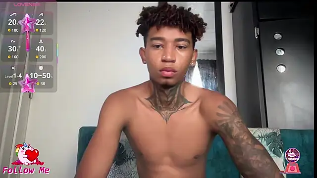 Snapshot of sexy_blacks_ chatting on November 3, 12:06 pm sexy blacks online show from November 3, 12:06 pm