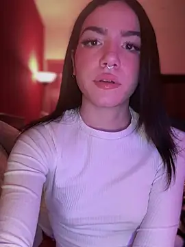 ShannonShanny online show from January 8, 2:25 pm