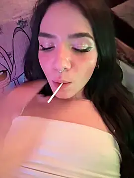 ShannonShanny online show from February 3, 9:18 pm