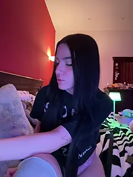 ShannonShanny online show from February 4, 6:06 pm