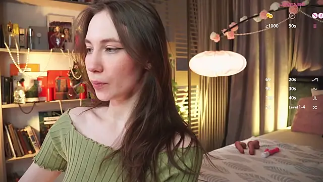 askaudrey  online show from February 16, 5:37 pm