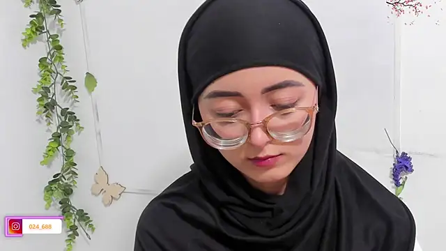 aysel elid online show from September 28, 10:26 pm