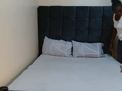 Kimberllie s online show from December 9, 7:17 am