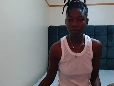 Kimberllie s online show from December 17, 7:40 am