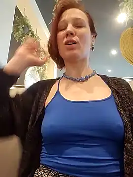 Exhibitionsplit online show from January 13, 11:52 am