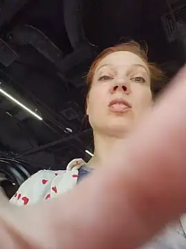 Exhibitionsplit online show from July 12, 8:49 am