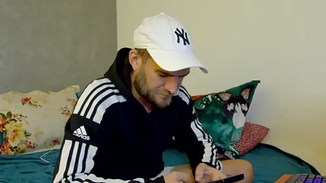 10in deluxe online show from October 1, 6:30 am