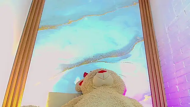 Snapshot of CoralineSweett chatting on November 13, 7:13 pm CoralineSweett online show from November 13, 7:13 pm