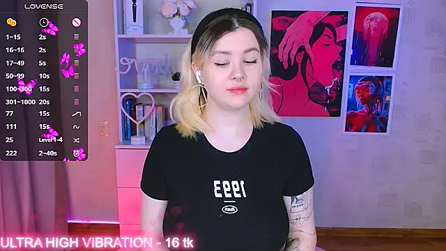 cutie mili online show from February 24, 3:23 am