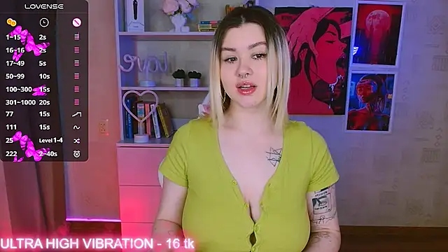 cutie mili online show from March 4, 10:35 am