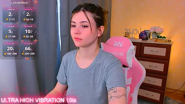 cutie mili online show from September 16, 7:42 am