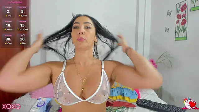 Snapshot of VenussVega chatting on November 15, 12:45 pm VenussVega online show from November 15, 12:45 pm