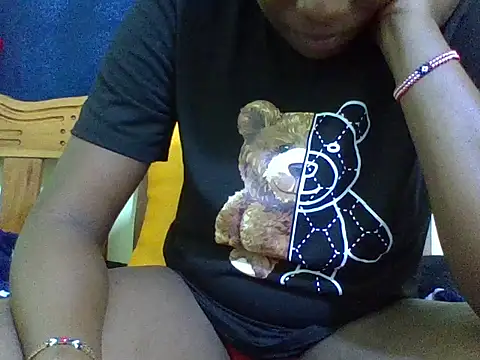 Snapshot of verginpussy01 chatting on March 2, 10:33 am verginpussy01 online show from March 2, 10:33 am