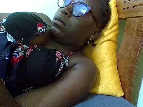 verginpussy01 online show from March 31, 4:02 am