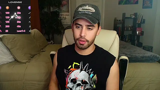Snapshot of thonylewys chatting on June 3, 8:03 pm thonylewys online show from June 3, 8:03 pm