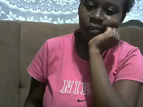 Snapshot of Amelyah chatting on January 6, 2:43 pm Amelyah online show from January 6, 2:43 pm