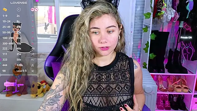 Tawny cox online show from March 2, 10:35 am