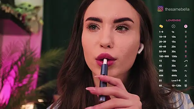 BabyYoda- online show from February 25, 8:18 pm