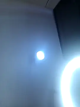 Snapshot of Miss_lisa- chatting on February 4, 1:45 am Miss lisa- online show from February 4, 1:45 am