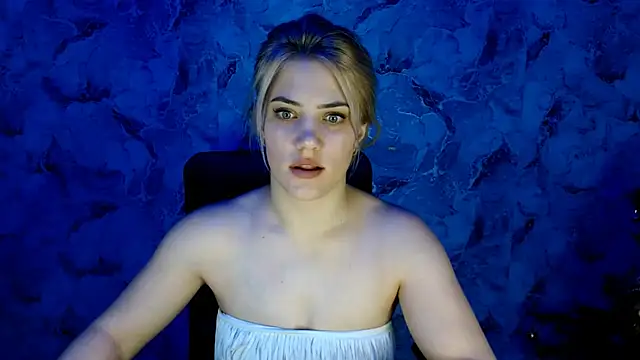 Snapshot of nika_gold1 chatting on January 15, 5:58 pm nika gold1 online show from January 15, 5:58 pm