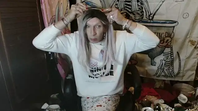 Ombeline1 online show from March 25, 2:17 am