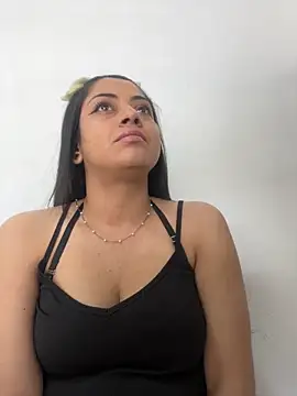 Snapshot of Juana19 chatting on October 17, 3:25 pm Juana19 online show from October 17, 3:25 pm