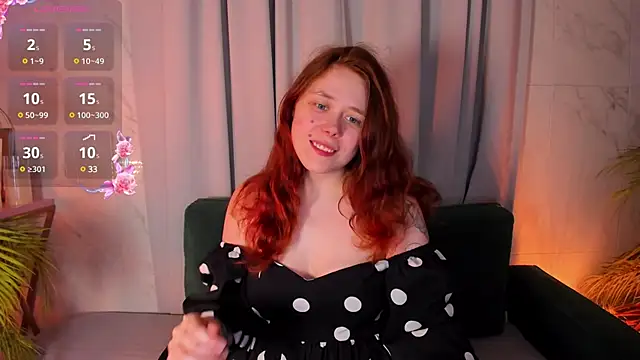 SophiePure online show from March 17, 8:40 pm