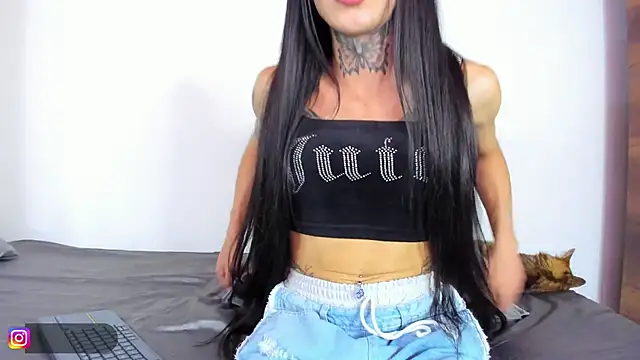 Snapshot of mariana_preciado chatting on October 27, 3:32 am mariana preciado online show from October 27, 3:32 am