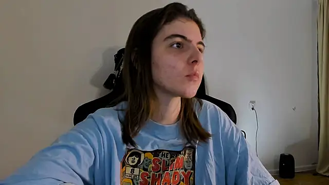 emmamurrr online show from March 4, 7:43 pm