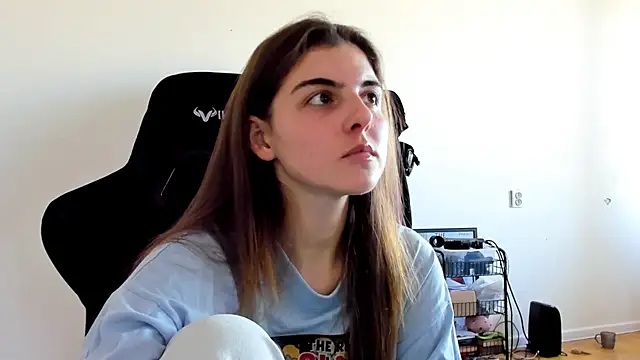 emmamurrr online show from October 1, 10:43 am