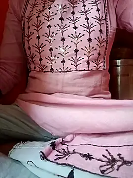 Snapshot of Mangla_Bhabhi chatting on January 26, 3:27 am Mangla Bhabhi online show from January 26, 3:27 am